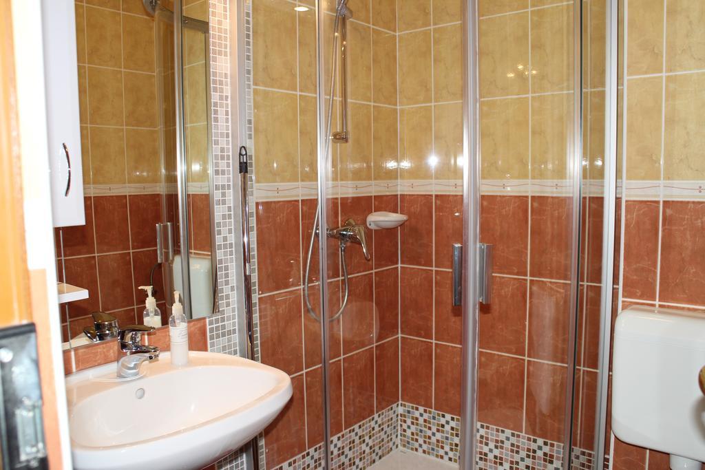 Mandarin Wellness Apartman Siófok Pokój zdjęcie