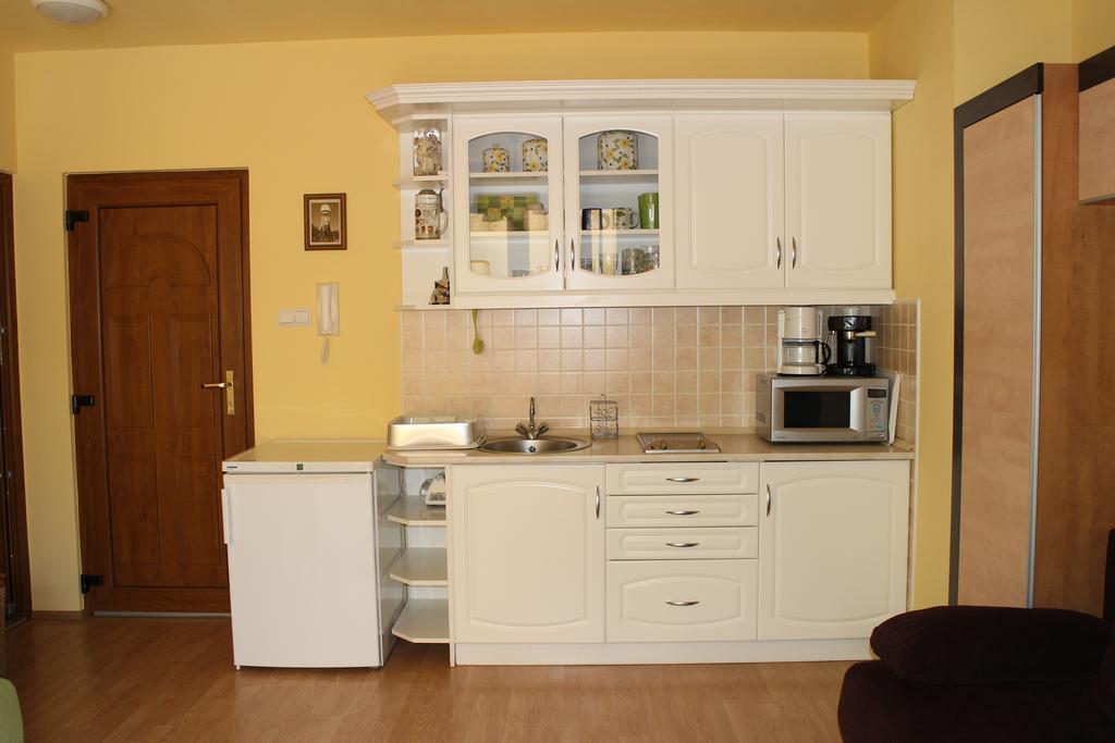 Mandarin Wellness Apartman Siófok Pokój zdjęcie