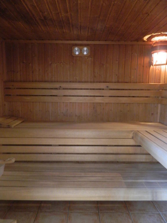 Mandarin Wellness Apartman Siófok Pokój zdjęcie