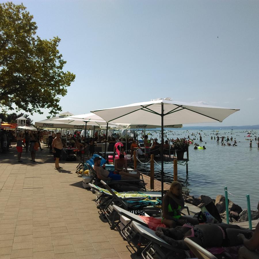 Mandarin Wellness Apartman Siófok Zewnętrze zdjęcie