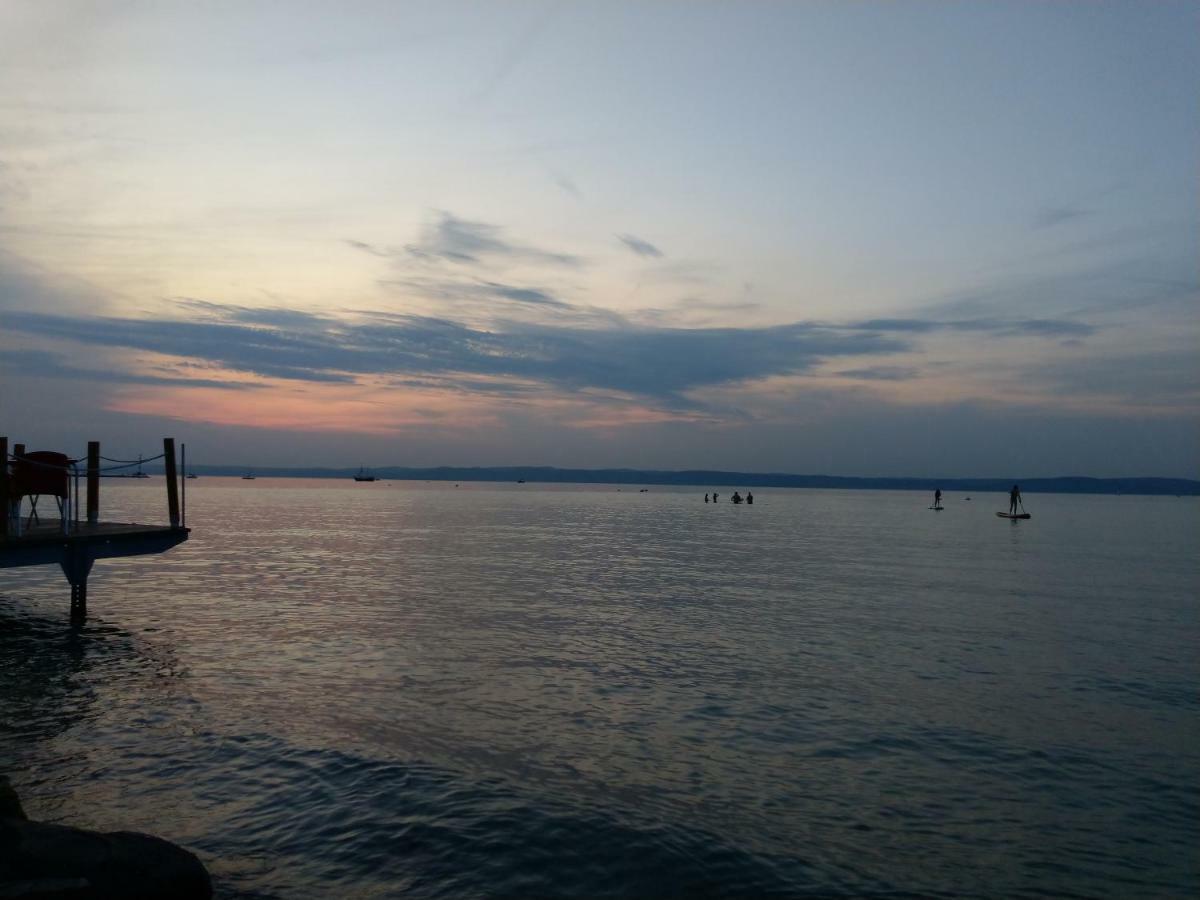 Mandarin Wellness Apartman Siófok Zewnętrze zdjęcie